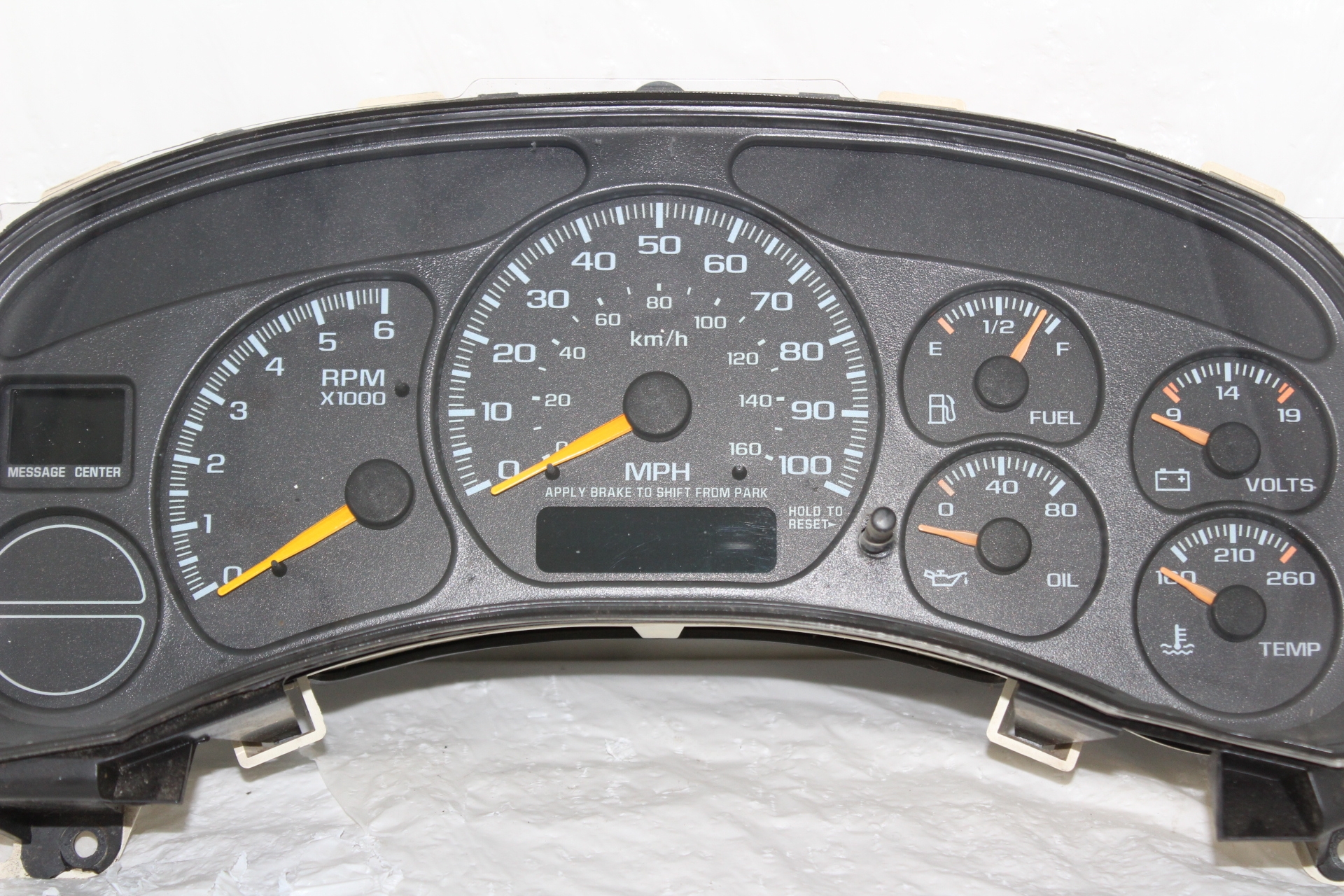 Instrument Cluster 2004 Chevy Silverado 1500   B31810.1 